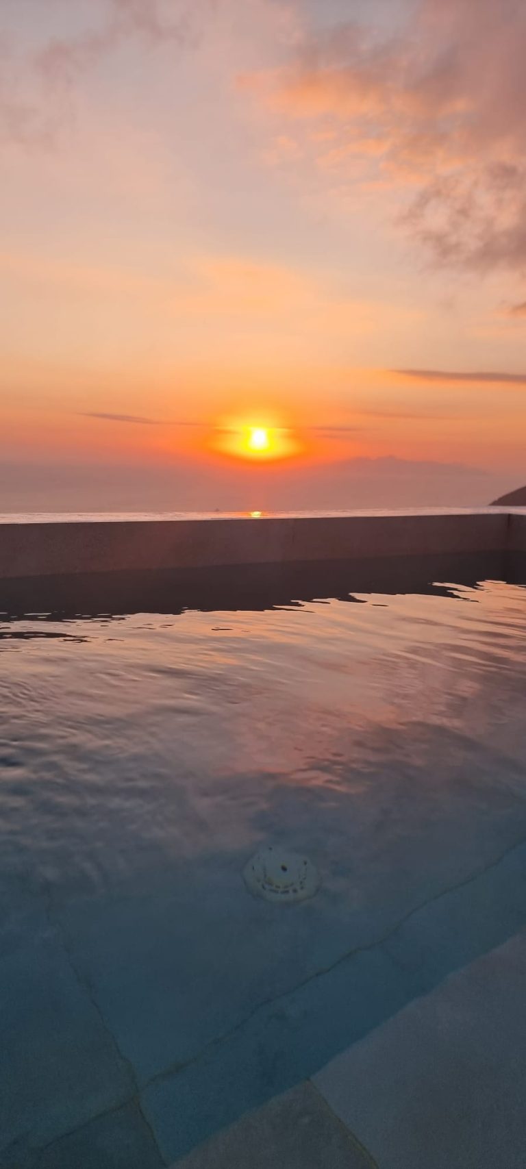 Santorini honeymoon experience